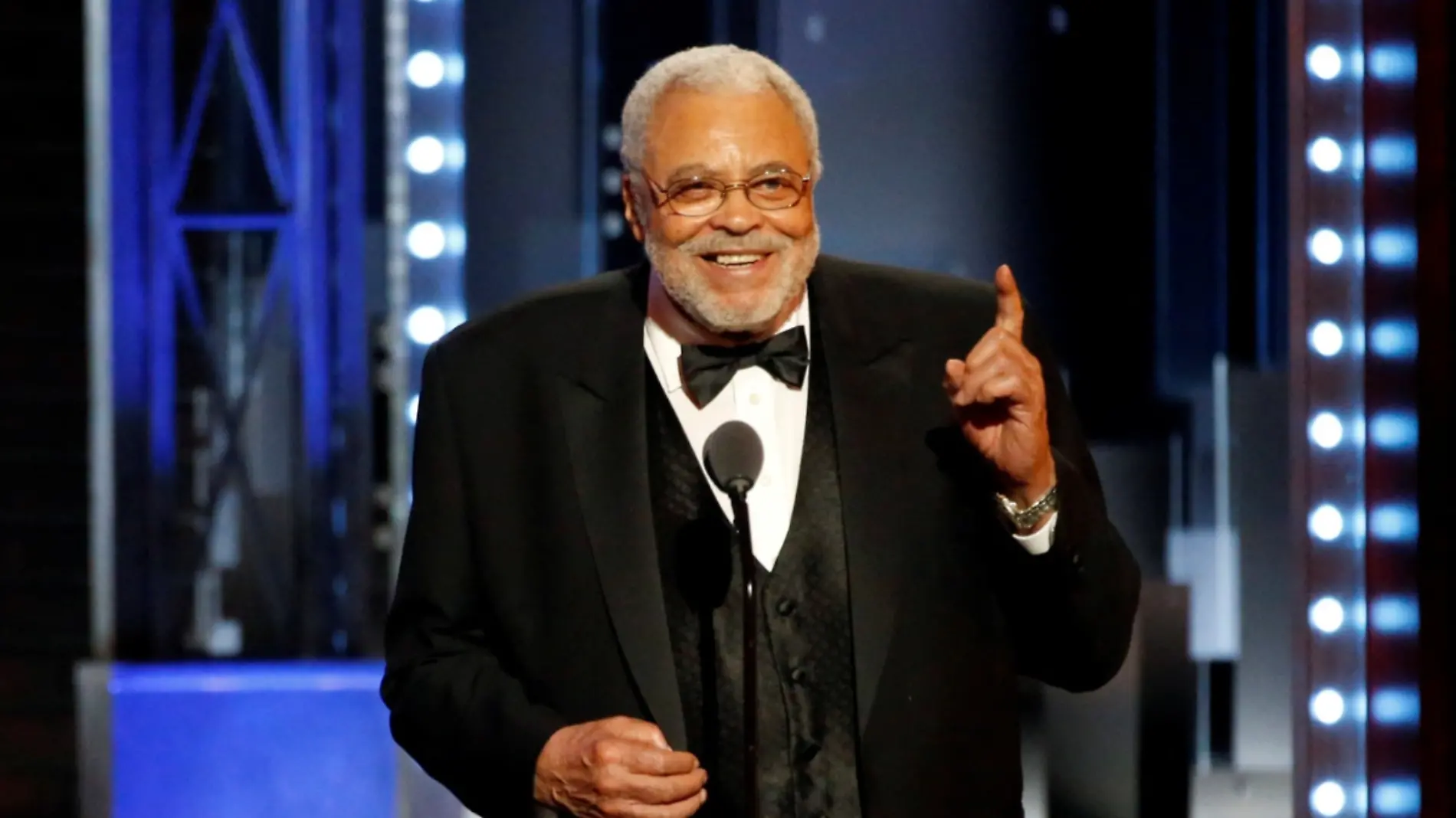 Muere James Earl Jones, el actor que le dio voz a Darth Vader en Star Wars